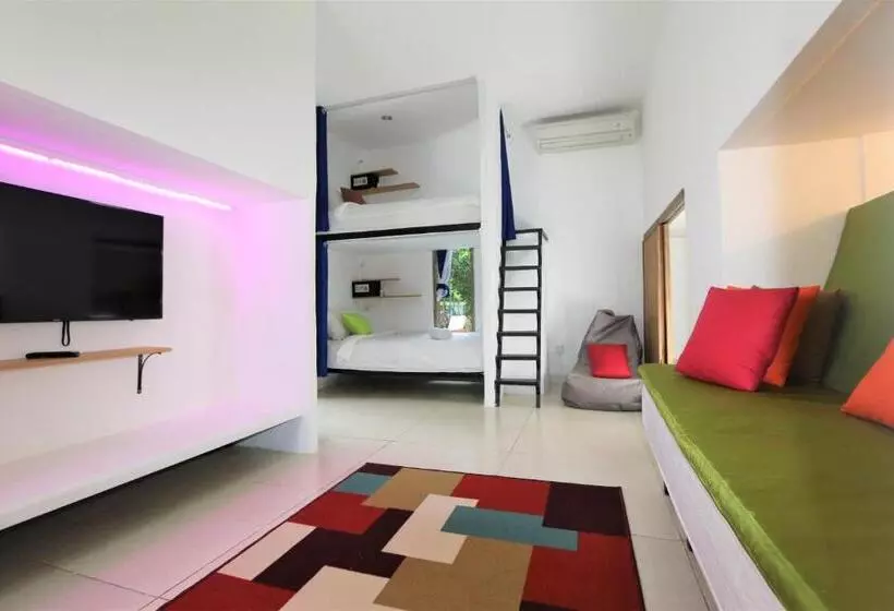 モーテル Cornerstone Bali Coworking
