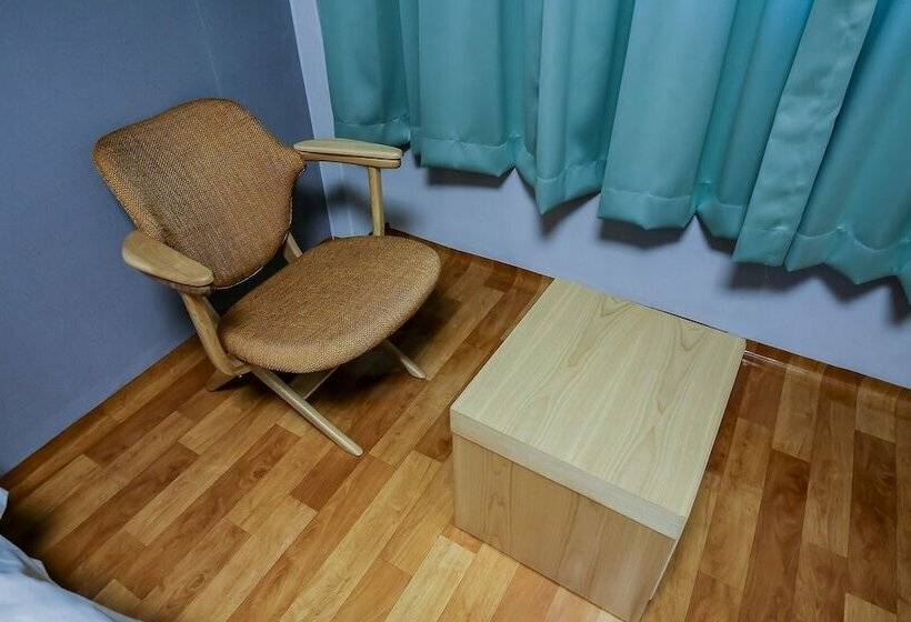 Motel Jecheon Herb Park