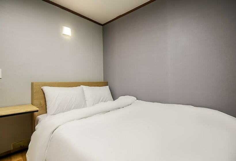 Motel Jecheon Herb Park