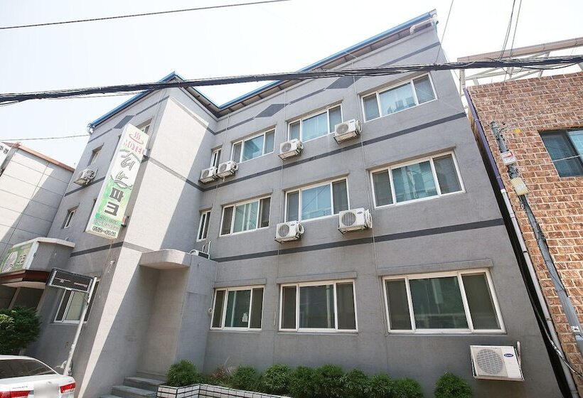 Motel Jecheon Herb Park