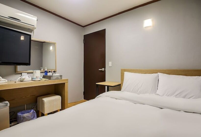 Motel Jecheon Herb Park