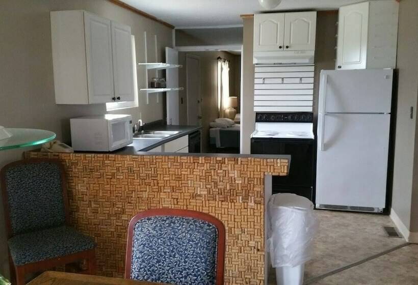 Orleans Trail Resort