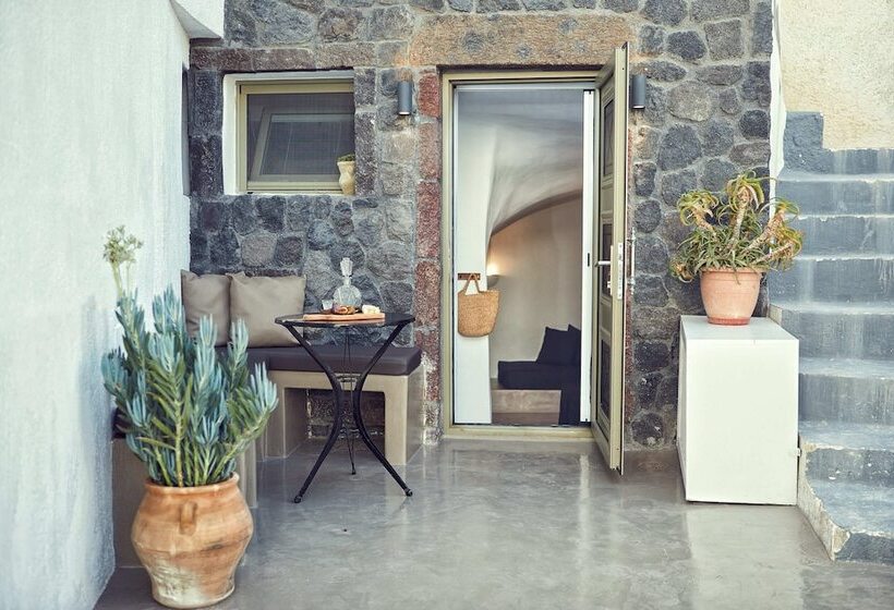 Pension Arvanitis Cave Village