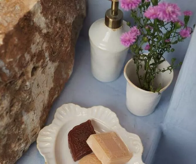 Majatalo Arvanitis Cave Village