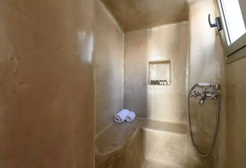 Majatalo Arvanitis Cave Village