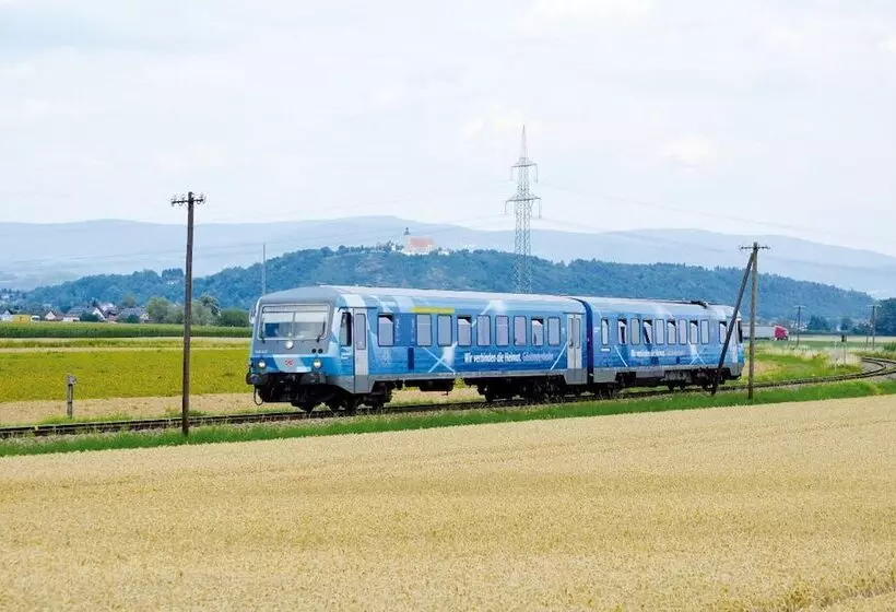 Majatalo übernachtung Im Nostalgischen Bahnwaggon