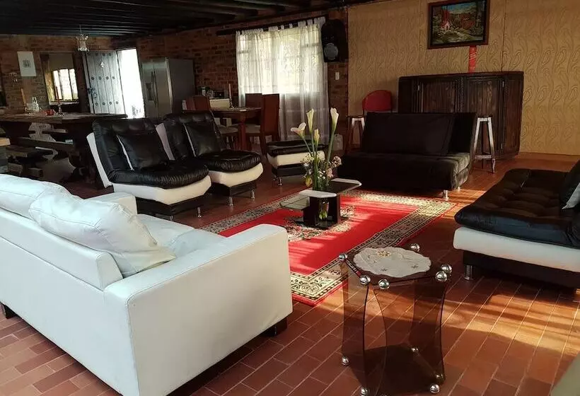 ペンション Brisas De San Roque By Rotamundos