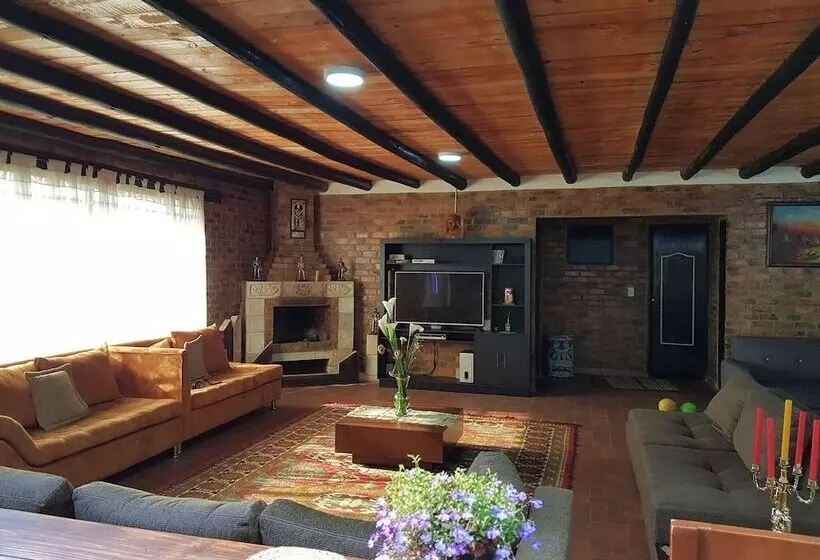 ペンション Brisas De San Roque By Rotamundos