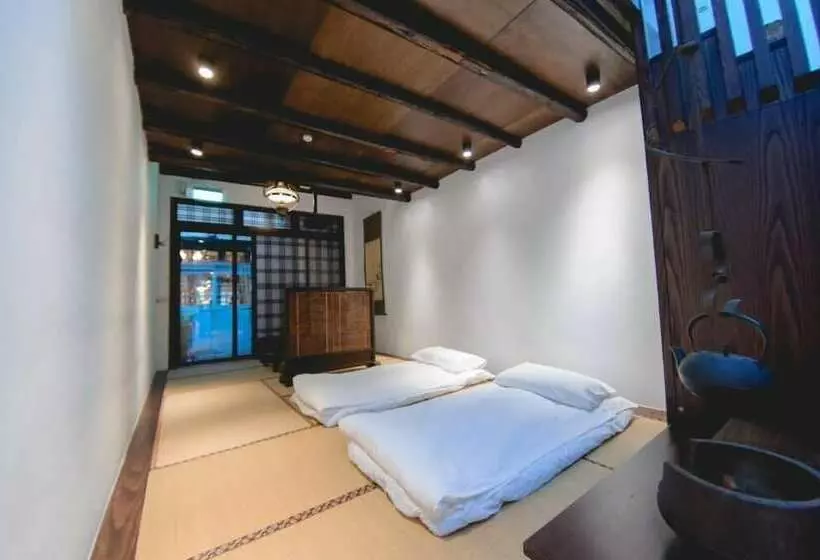 پانسیون Dark Street House B&b
