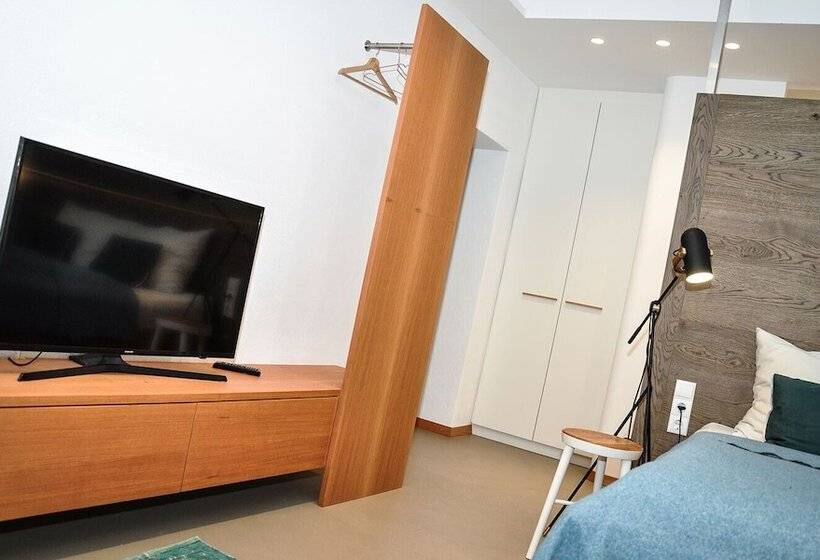 פנסיון Haus Am See