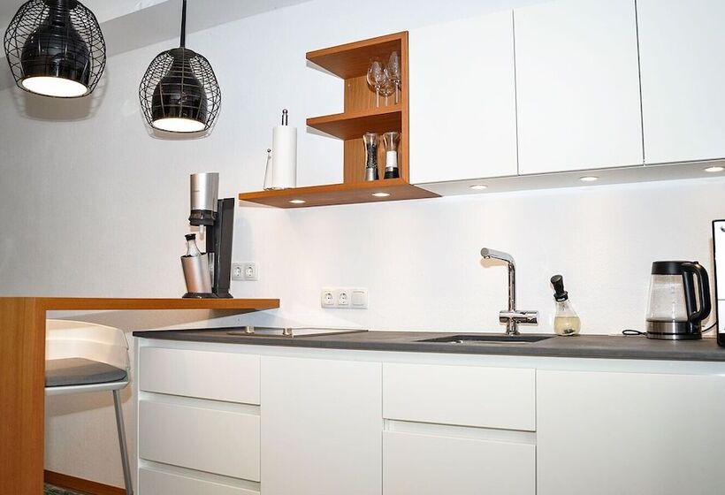 פנסיון Haus Am See