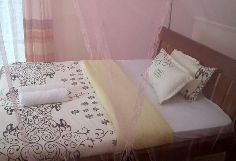 پانسیون High End Guest House