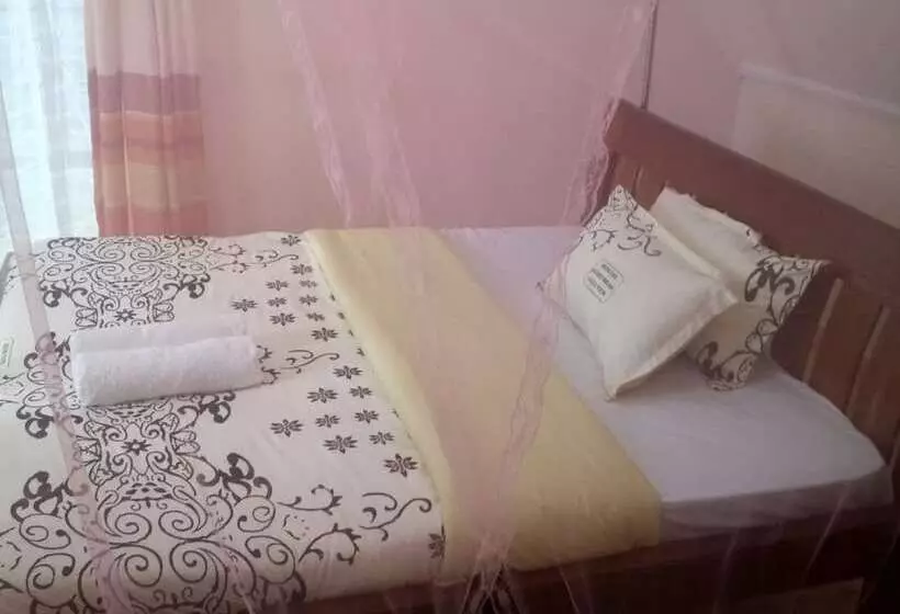 پانسیون High End Guest House