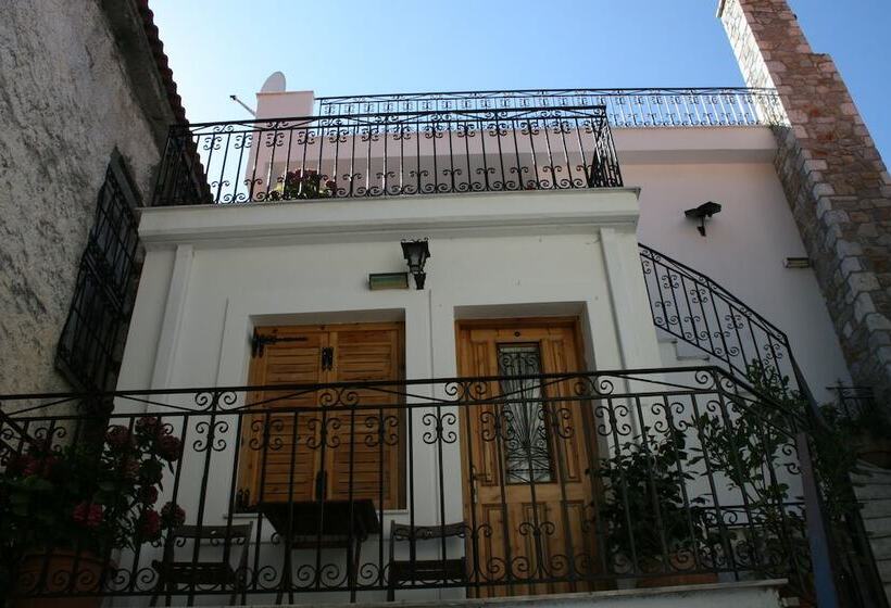 펜션 Maleatis Apollo Guesthouse