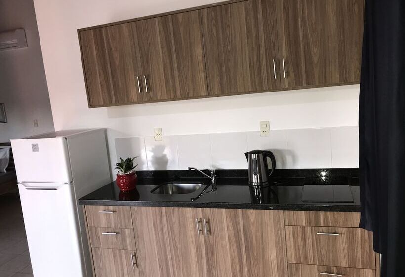 پانسیون Puesta Del Sol