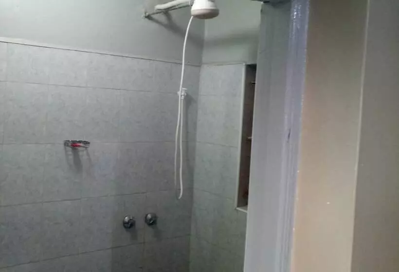 پانسیون Rainbow Guest House