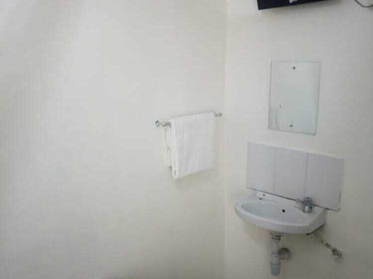 پانسیون Sufra Resort Complex