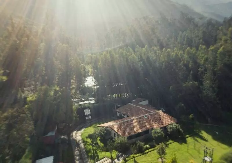 Yakumama Hostel Y Restaurant