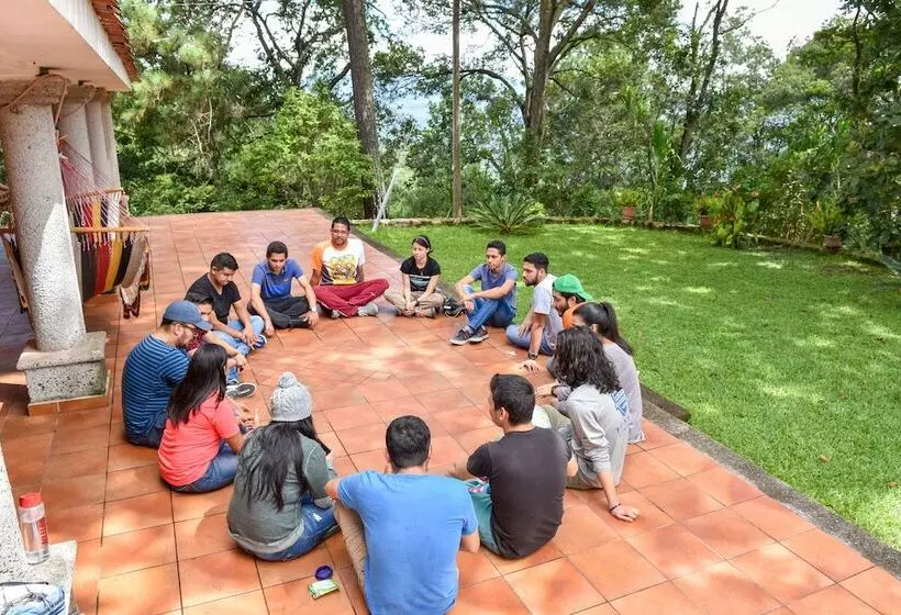 تختخواب و صبحانه Uyuca Vista Family Villa