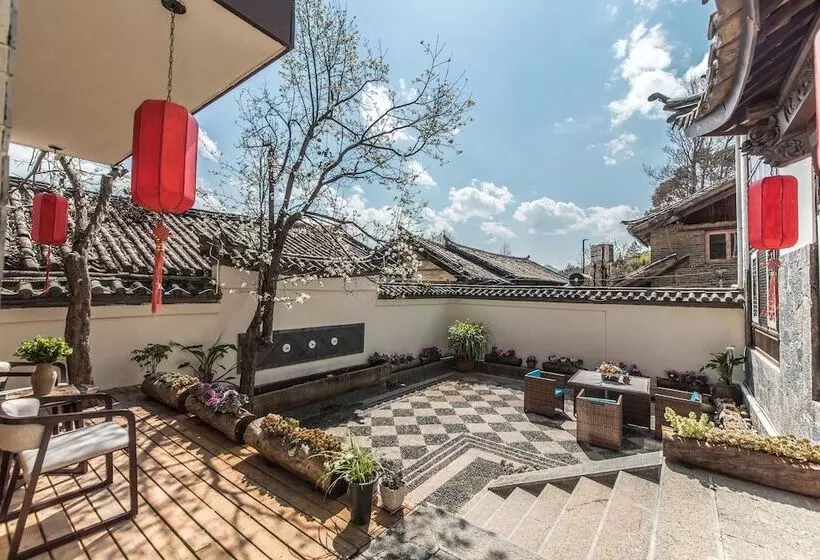 Floral Hotel Yun Xi Lijiang