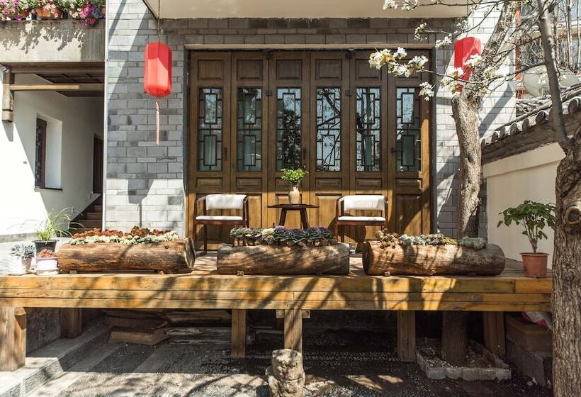 Floral Hotel Yun Xi Lijiang