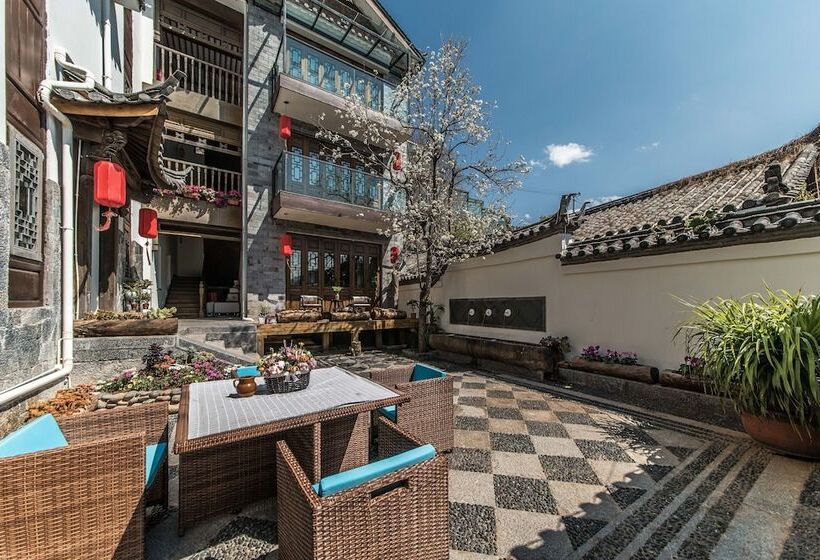 Floral Hotel Yun Xi Lijiang