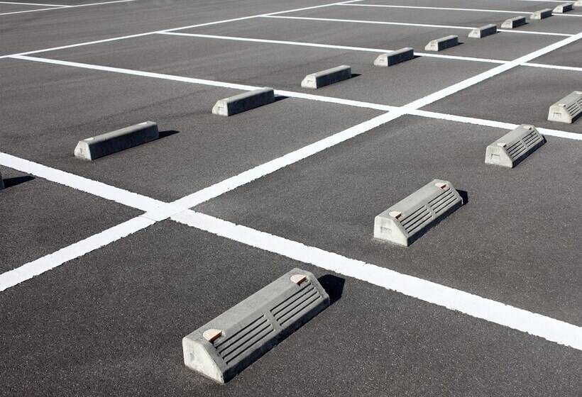 Funabashi Grand Sauna And Capsule Hotel   Caters To Men