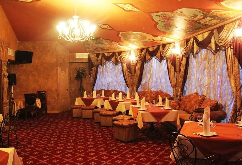 Hotelli Berejki Hall