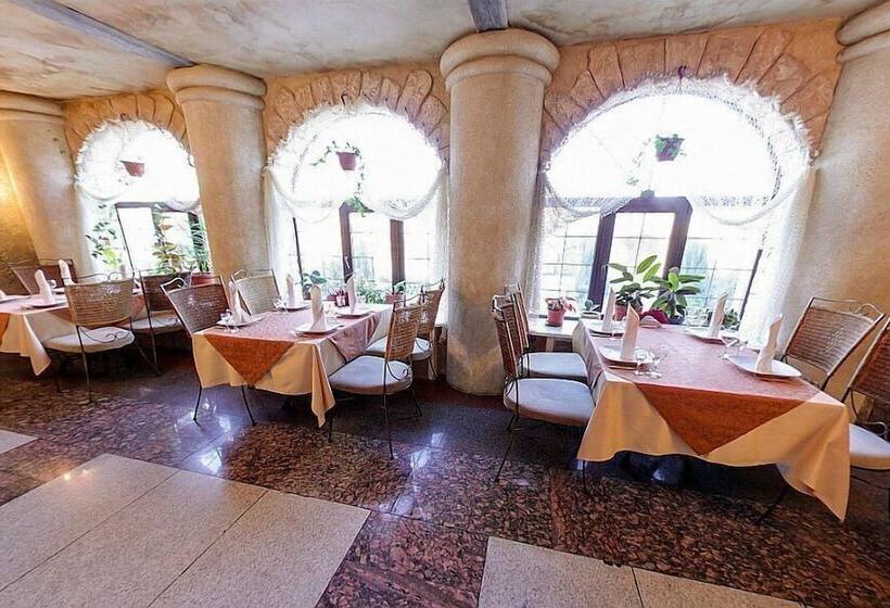 בית מלון כפרי Berejki Hall