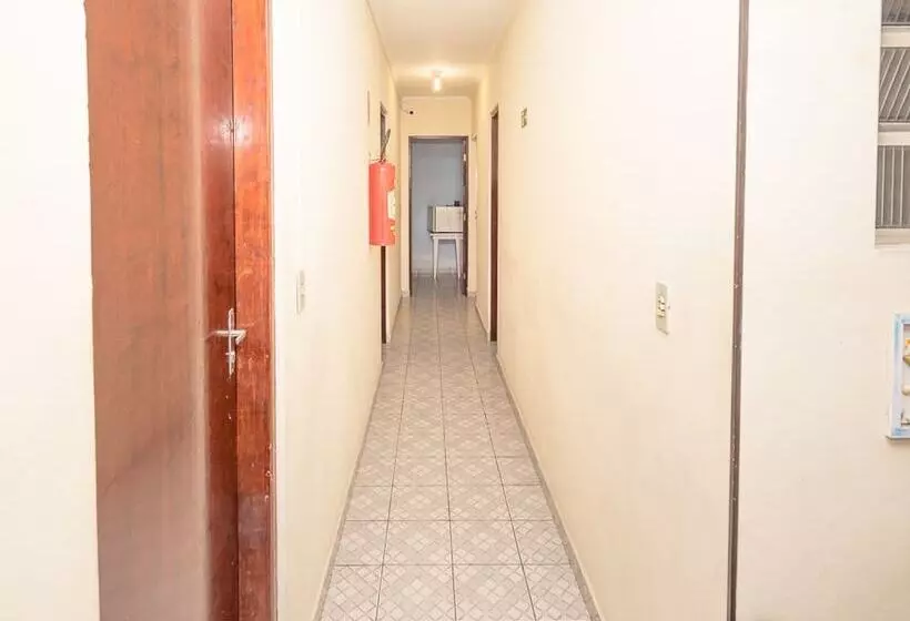 ホテル Hostel Suarão