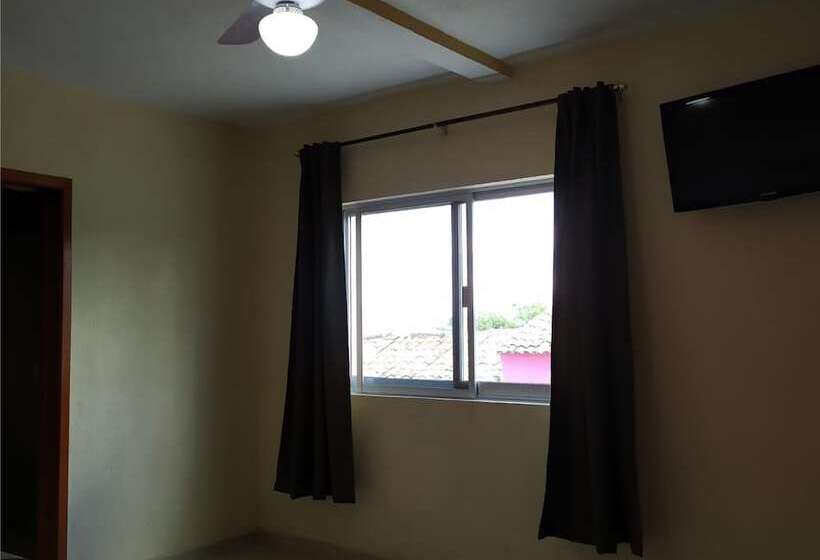 בית מלון כפרי Hosto Real