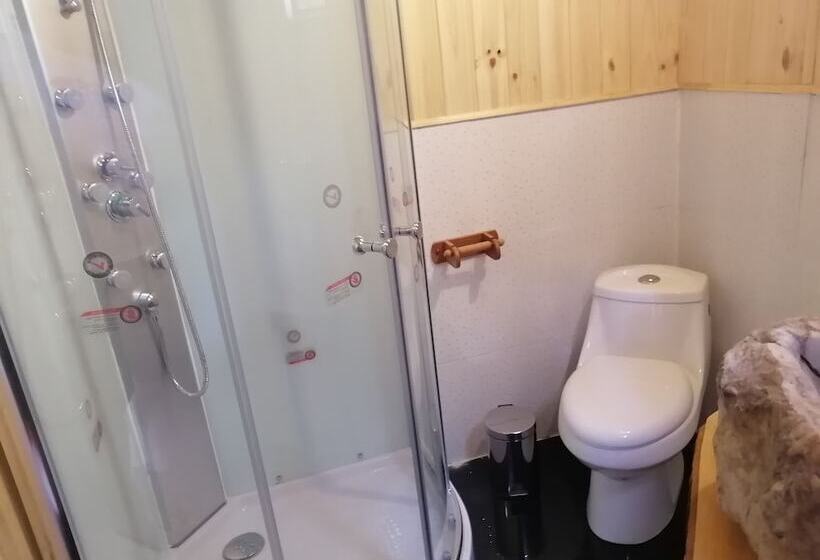 هتل Huincacara Lodge