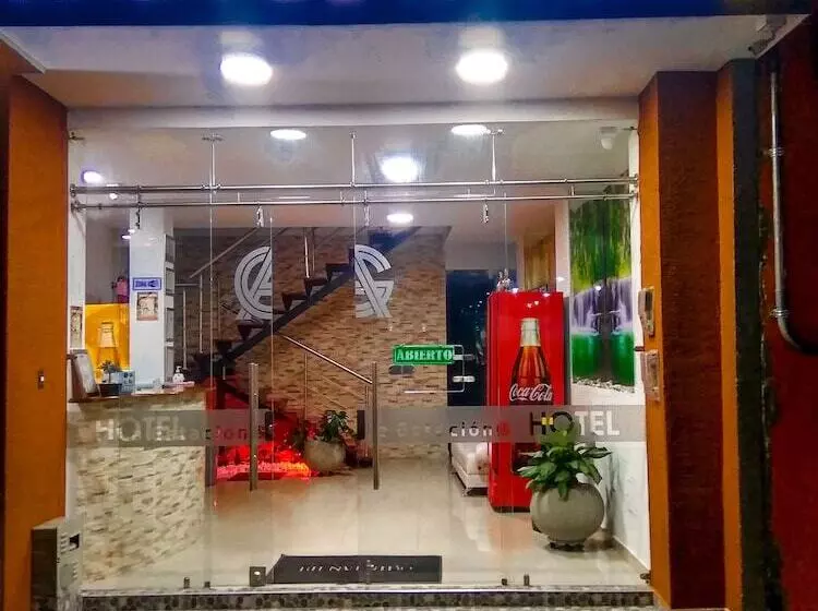 هتل La Estacion