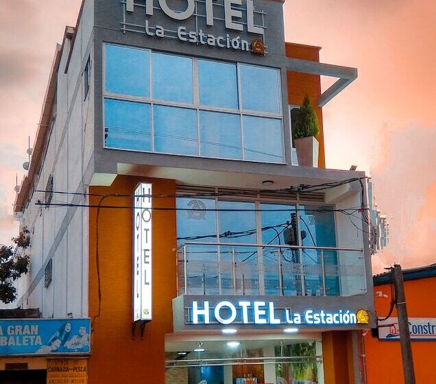 Отель La Estacion