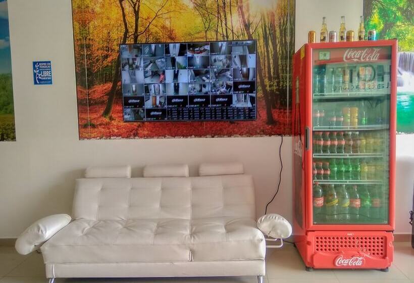 Отель La Estacion