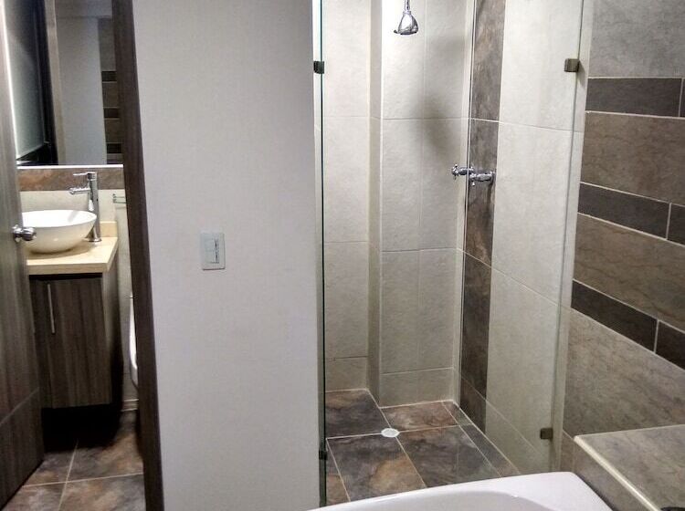 Отель La Estacion