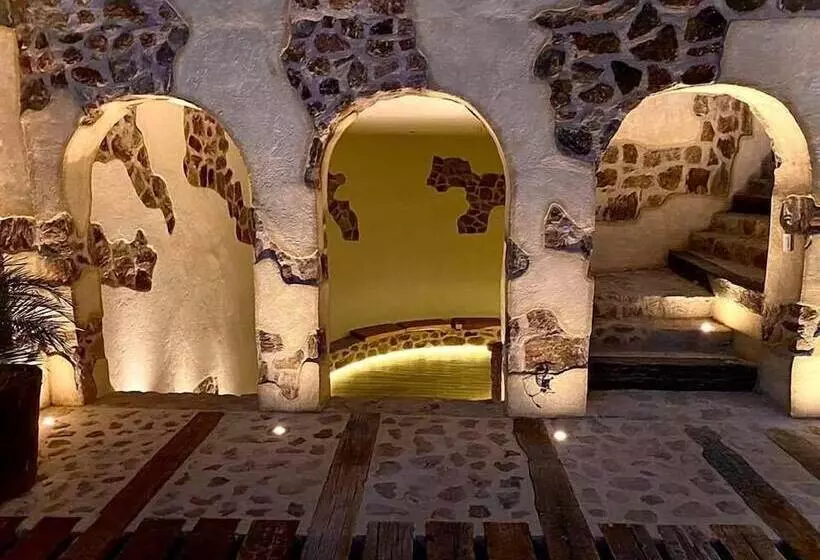 ホテル Montebello