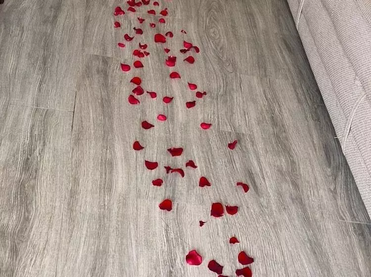 ホテル Montebello