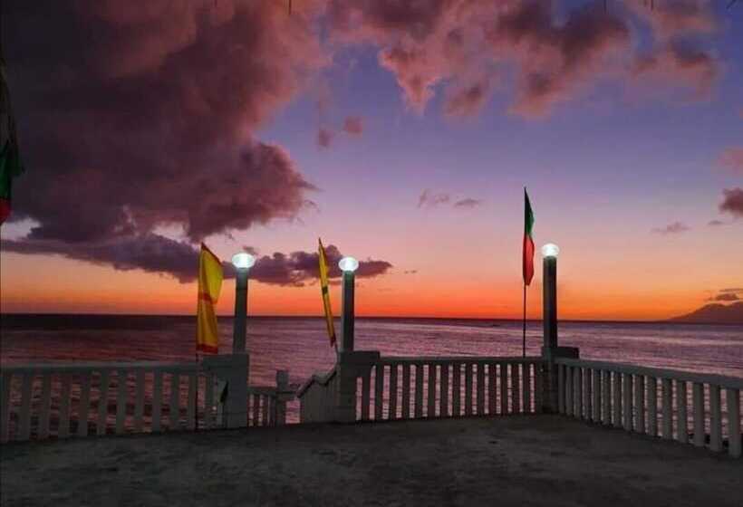 Hotelli Mt. Bagarabon Beach And Mountain Resort