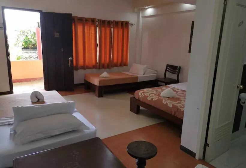 هتل Mt. Bagarabon Beach And Mountain Resort