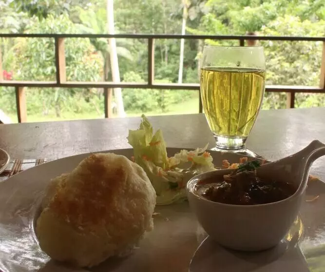 ホテル Pashpanchu Lodge