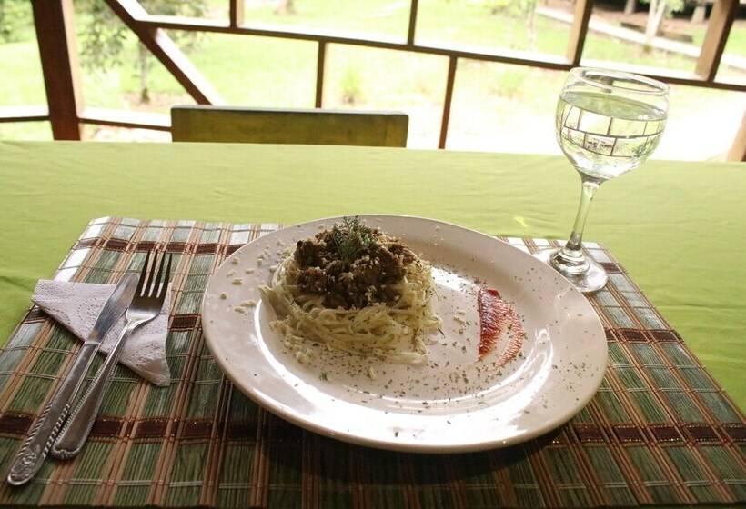 בית מלון כפרי Pashpanchu Lodge