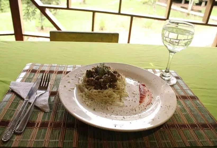 ホテル Pashpanchu Lodge