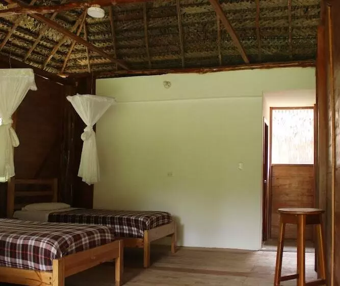 ホテル Pashpanchu Lodge