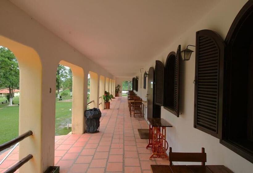 ホテル Pousada H Sarapuí