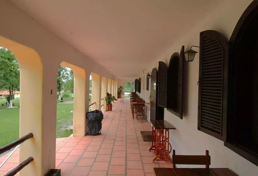 ホテル Pousada H Sarapuí