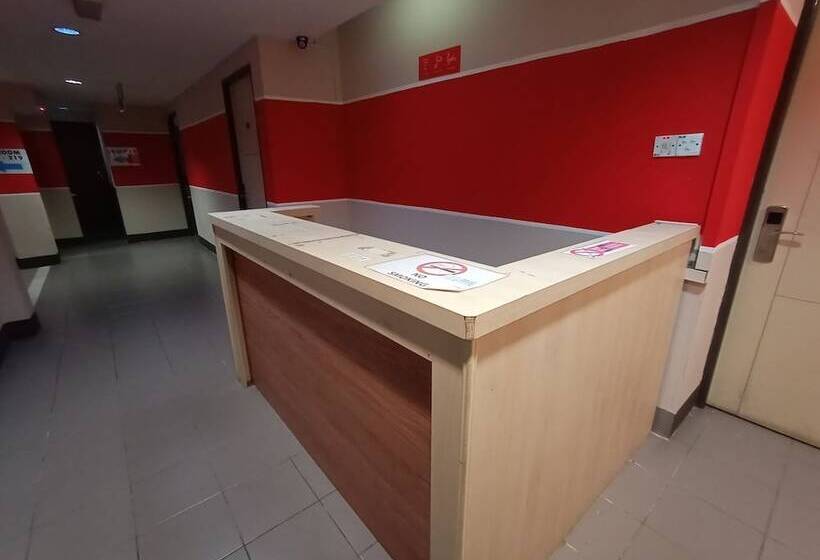 فندق Spot On 89909 Stay On 002