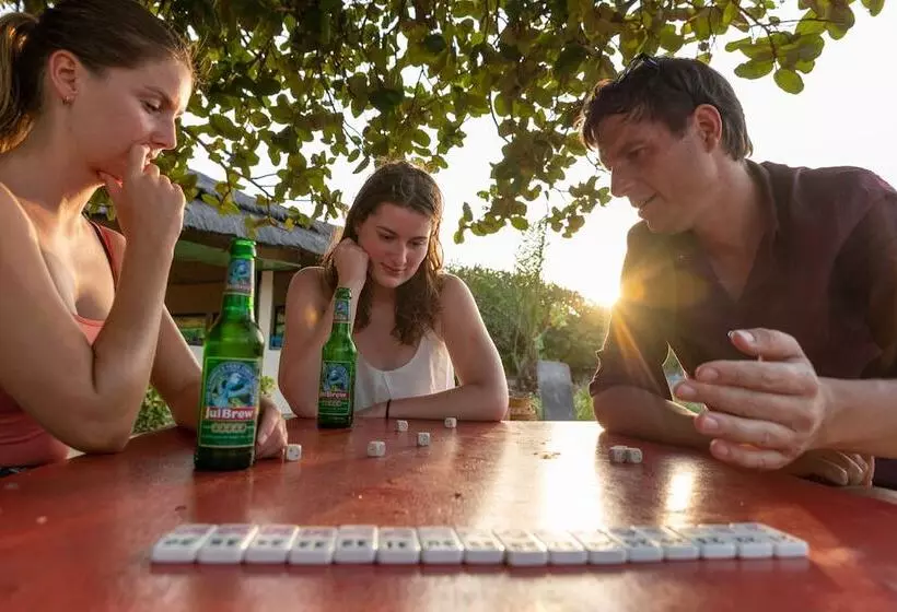 هتل Tamba Kuruba Eco Lodge