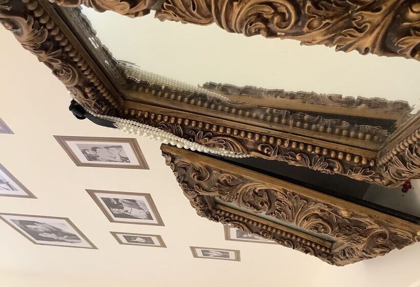 Leisure Pavilion House B&b