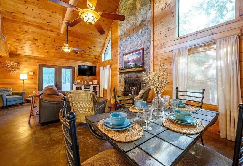 Okehi Pine Cabin With Wood Burning Fireplace And Outdoor Hot Tub By Redawning